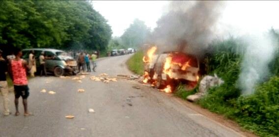 Many passengers burnt to death in Enugu road accident