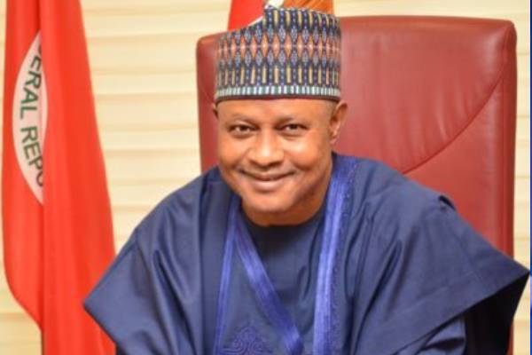 Senate suspends Discussion