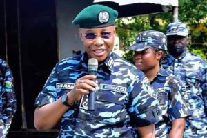 JOURNALISTS ON POLICE