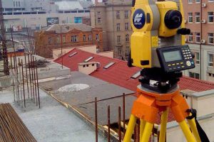 EXPERTS ON SURVEYORS