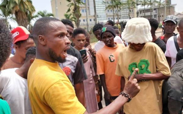 ONE DIES AS RESIDENTS PROTEST NAIRA NOTES SCARCITY IN BENIN CITY