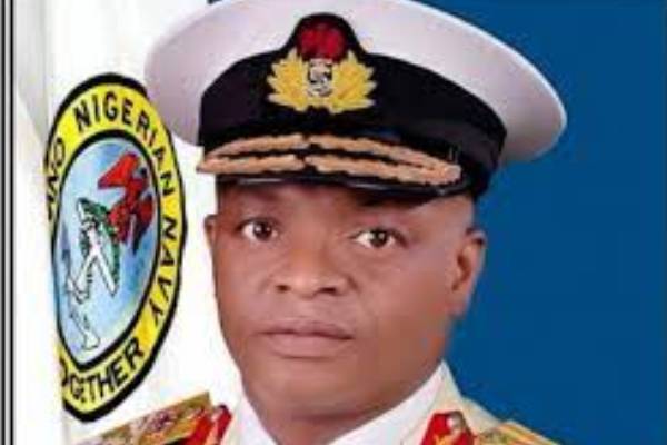 NAVAL CHIOEF ON PROFESSIONALISM