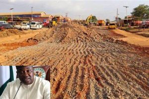 Gov. Ugwuanyi commences road maintenance in Enugu metropolis