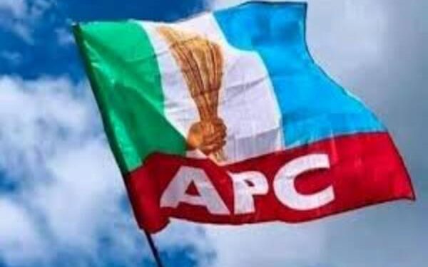 APC Dissolves Presidential Campaign Council