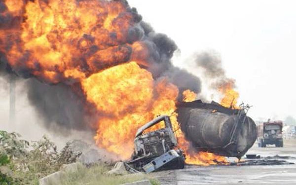 Tanker explosion kills more than 20 persons in Delta