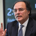 Pakistan: Finance Minister says country to discuss extended fund facility with IMF in April