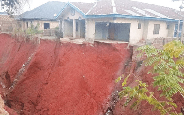 Abia: Umunwanwa community laments as perennial erosion damages roads, houses