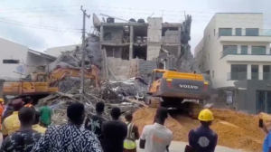 At least 20 rescued, death toll unknown in Lagos Building collapse