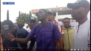 Some youths who participated in last year’s ‘End Bad Governance’ protest in Osun State have staged a peaceful demonstration, alleging the deliberate exclusion of their names from the youth confab being organized by the Federal Government.