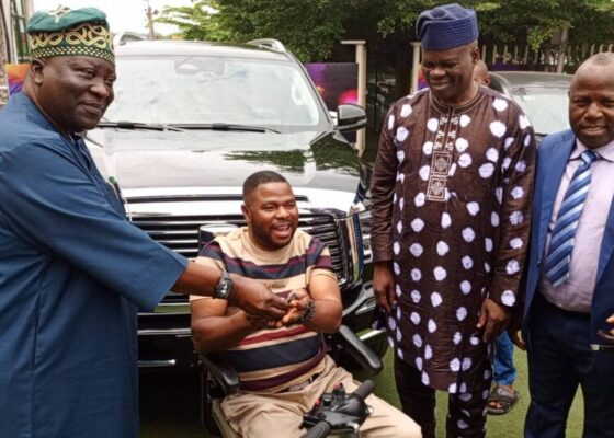 Gov Makinde Donates SUV to Yinka Ayefele After Fresh FM Fire Incident