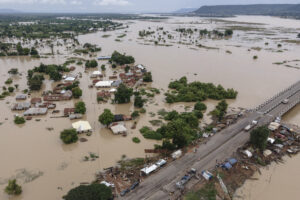 TOPSHOT-NIGERIA-AFRICA-WEATHER-FLOOD
