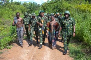 Army-2-1024×678