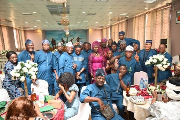 Journalists Storm Ibadan as TVC’s Ayodeji Moradeyo Holds Father’s Final Burial Ceremony