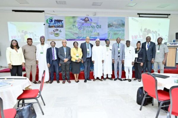 image_750x_68e659c5c2e22