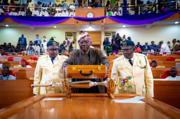 Sanwo-Olu Presents 2026 N4.2Tr Budget to Lagos Assembly