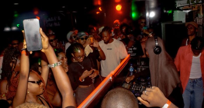 STYLISHSINNERSTUDIOS-4544-1920×1024