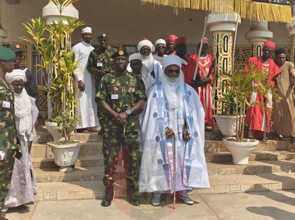 Army Seeks Traditional Support, Reviews Security Situation In Niger