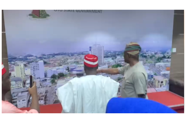 Kwankwaso Visits Seyi Makinde, Says Visit Not for Political Realignment